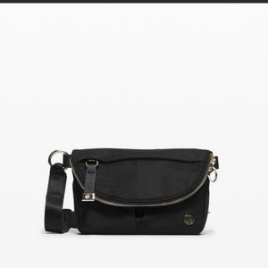 Lululemon All Night Festival Bag mini